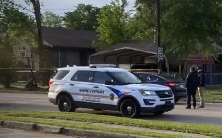 Tiroteio nos EUA deixa ao menos 8 crianças mortas