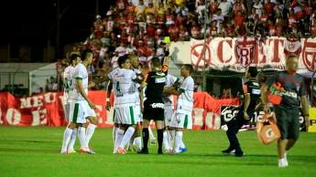 CRB vence Coruripe e se classifica para as semifinais do Alagoano
