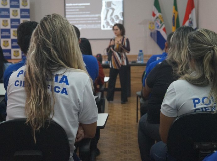 Polícia Científica reforça combate ao assédio com palestra e ações de conscientização