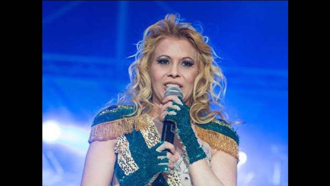 Joelma cancela show após ser diagnosticada com covid-19 pela quinta vez
