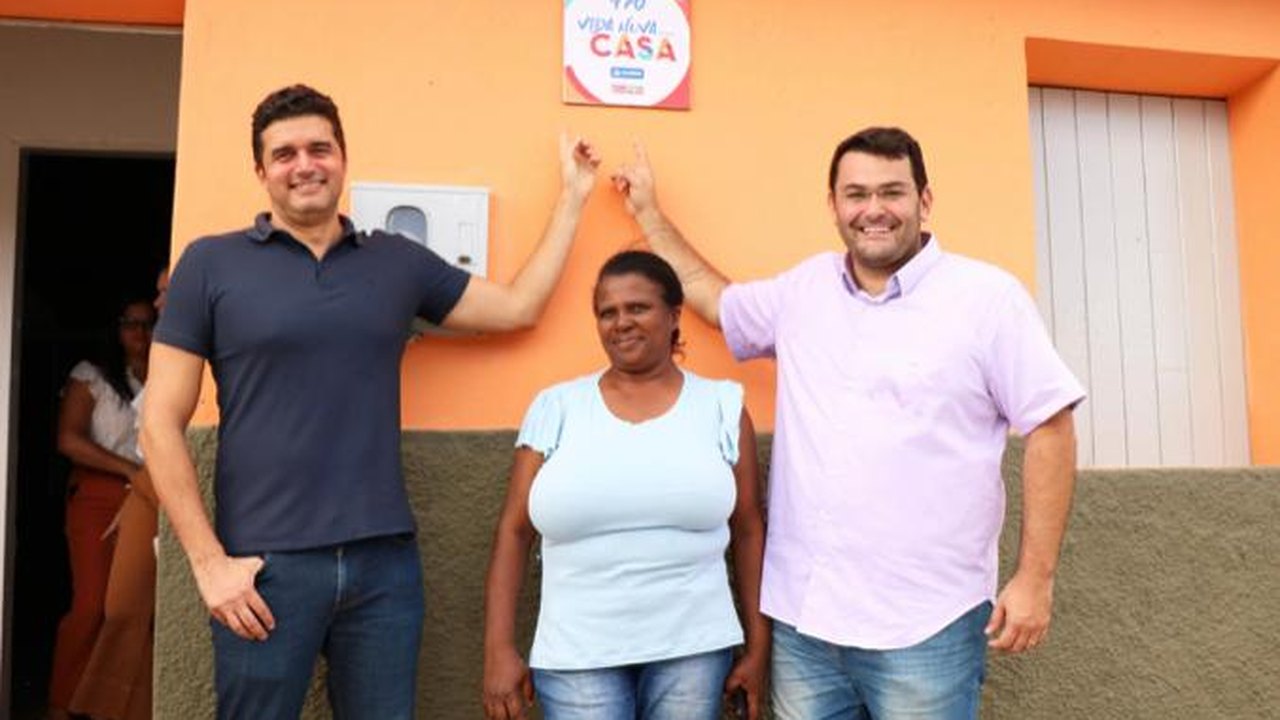 Melhorias Habitacionais: Seinfra entrega as primeiras das 150 casas em Mar Vermelho