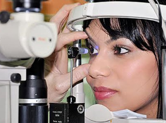 Campanha de alerta ao Glaucoma é realizada no Pátio Maceió