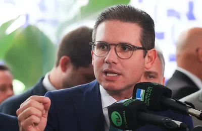 Motta envia pedido de afastamento de 15 deputados após motim na Câmara