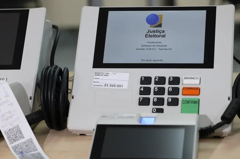 Vereadores reeleitos são 40% dos escolhidos para câmaras municipais
