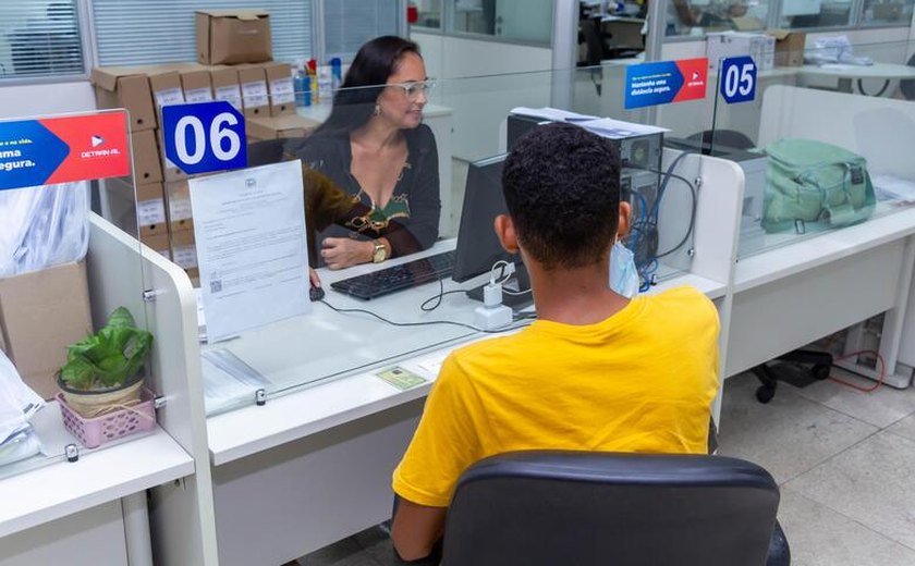 Veja como fica o atendimento do Detran durante o carnaval