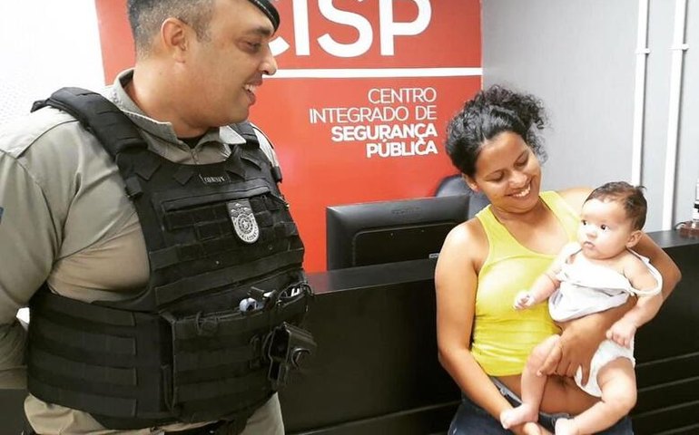 Militar do Cisp de Coruripe salva bebê de dois meses que engasgou com leite materno