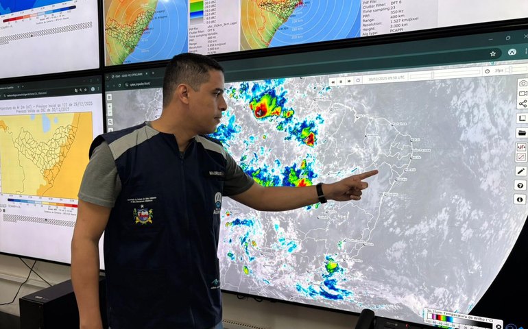 Tempo firme e calor marcam a virada do ano em Alagoas