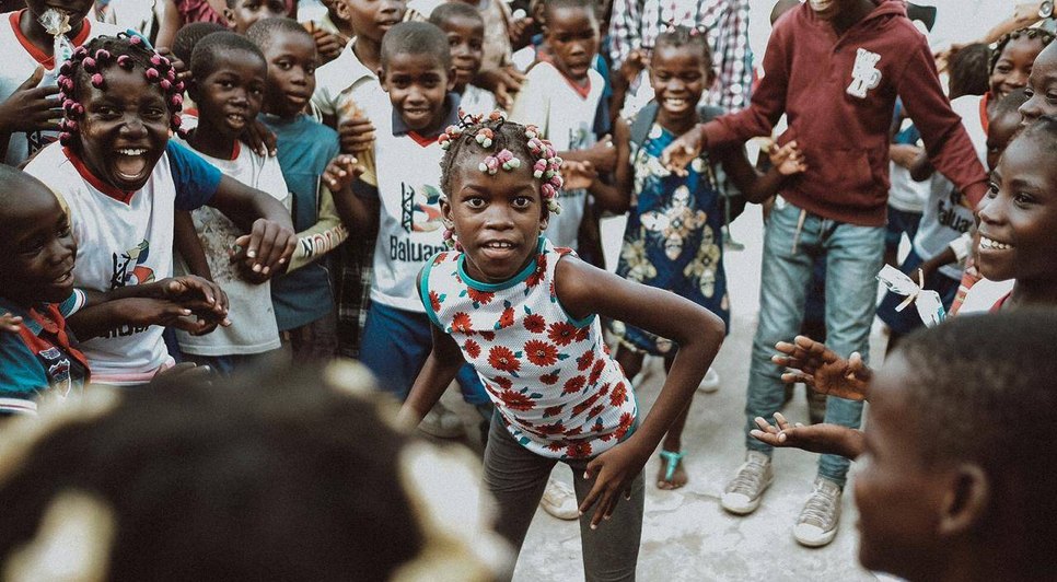 ONG promove espetáculo musical sobre racismo, identidade e guerra do Congo em Igreja Evangélica de Aracaju