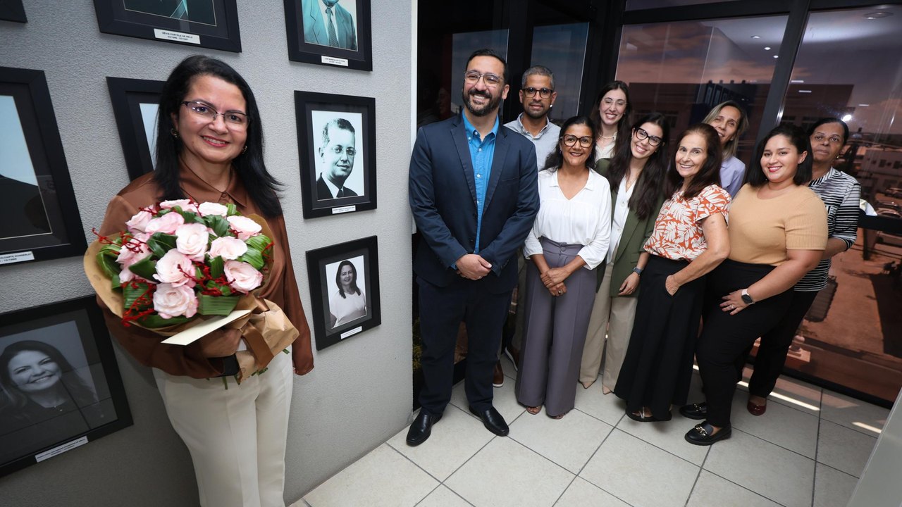 Secretária Roseane Vasconcelos recebe Medalha do Mérito Arthur Ramos
