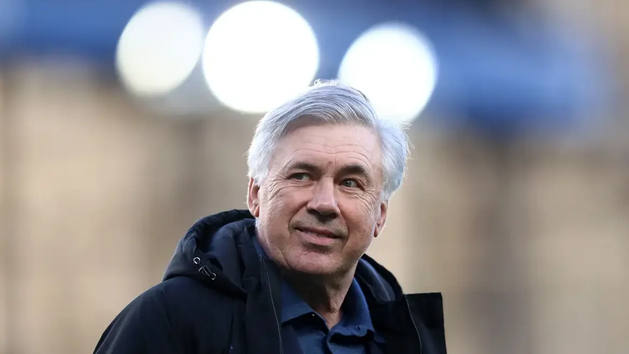 Ancelotti cutuca Jude Bellingham e deixa conselho para estrela do Real Madrid