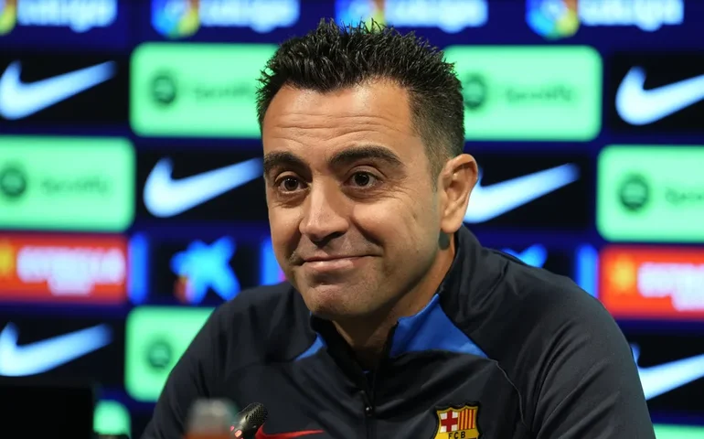 Xavi pede respeito a Messi após ida ao Inter Miami: 'Decisão pessoal e desejo tudo de bom'