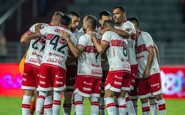 CRB vence o Athletic no Rei Pelé e sobe para 10ª posição da Série B
