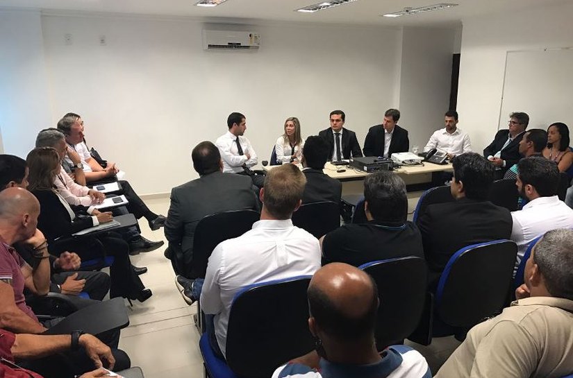 Barracas do Francês: proposta do prefeito Cacau é bem recebida e será levada a AGU
