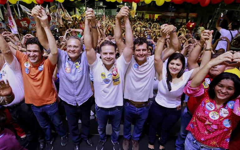 Governador volta ao Sertão e percorre seis municípios
