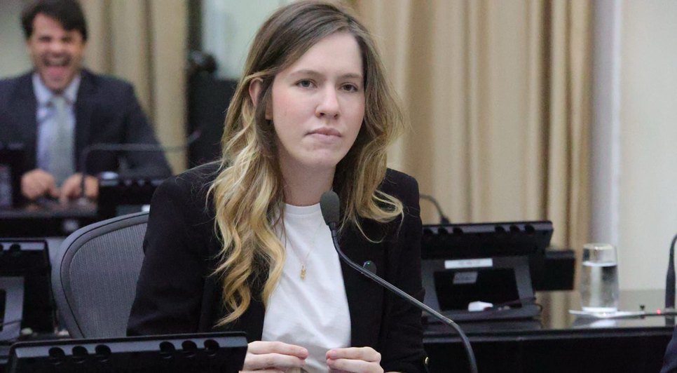 Deputada Cibele Moura é uma das parlamentares mais ativas com relação ao direito das crianças. Foto: Reprodução/Internet.