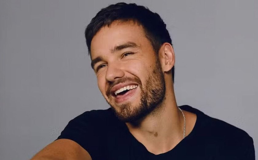 Mãe de Harry Styles lamenta morte de Liam Payne: 'Era apenas um menino'