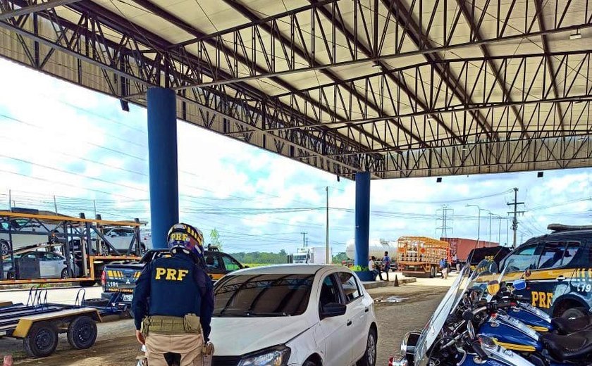 Polícia Rodoviária Federal recupera veículo com registro de roubo/furto