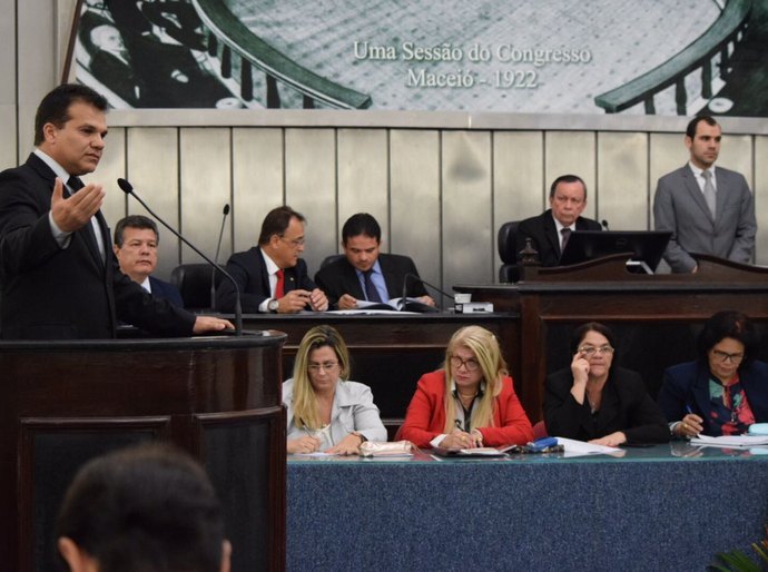 Ricardo Nezinho apresenta Moção de Pesar pelo falecimento de sargento da PM