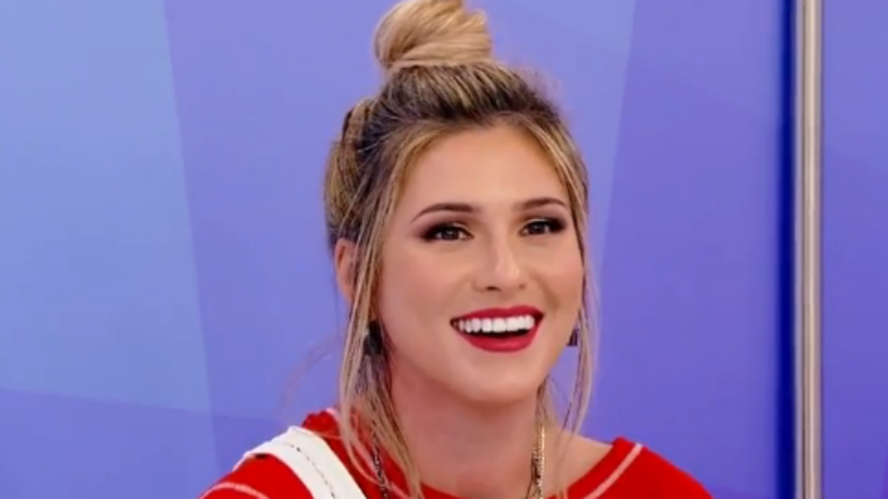 Lívia Andrade anuncia contratação pela Globo para atuar no ‘Domingão com Huck’