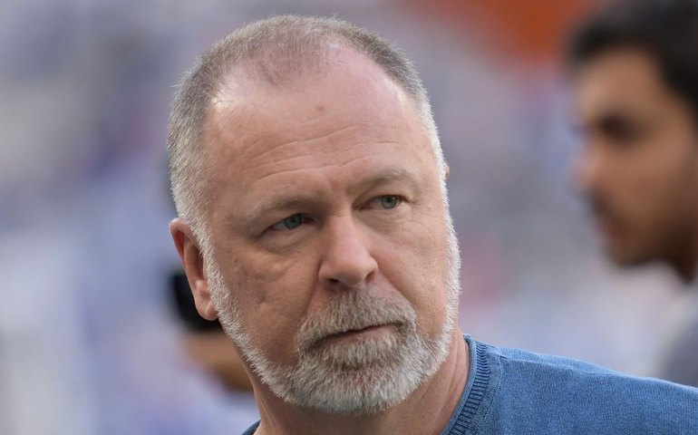 Fluminense confirma contratação do técnico Mano Menezes