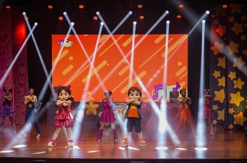 Show de bonecos dos irmãos Maria Clara e JP chega à Maceió