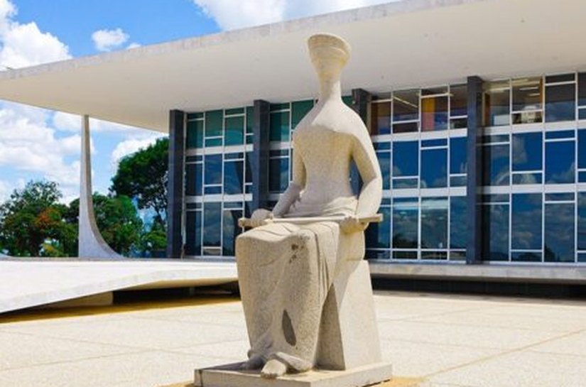 Para STF é inconstitucional usar verbas do Fundeb para pagar honorários advocatícios