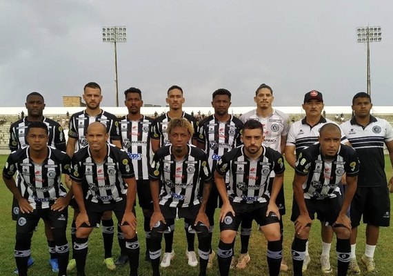 Com gol de pênalti, ASA vence bicampeão baiano em estreia da Série D