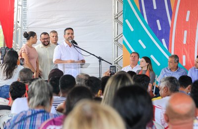 Em Delmiro Gouveia, Paulo Dantas anuncia investimentos de R$ 90 milhões em obras