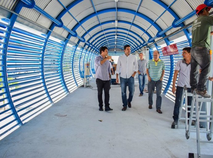 Prefeito Rui Palmeira vistoria as obras de reurbanização no Jaraguá