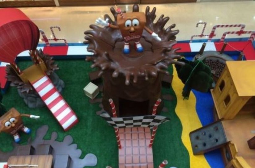 'Oceano de Bolinhas' e 'Estação da Imaginação' no Parque Shopping