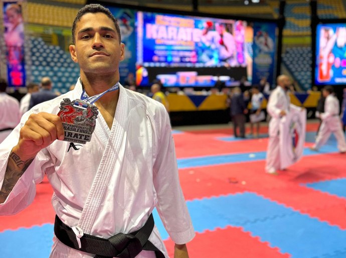 Sargento da Polícia Militar garante vaga no Mundial de Karatê, na Romênia