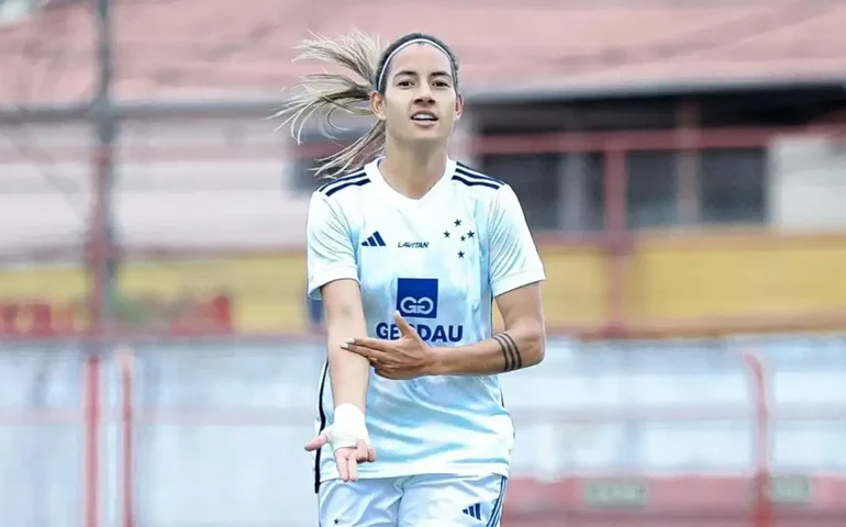 Cruzeiro vence e assume liderança provisória do Brasileiro Feminino
