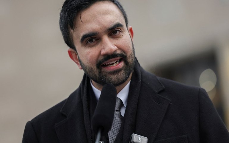 Prefeito de Nova York critica ato de guerra de Trump contra Venezuela