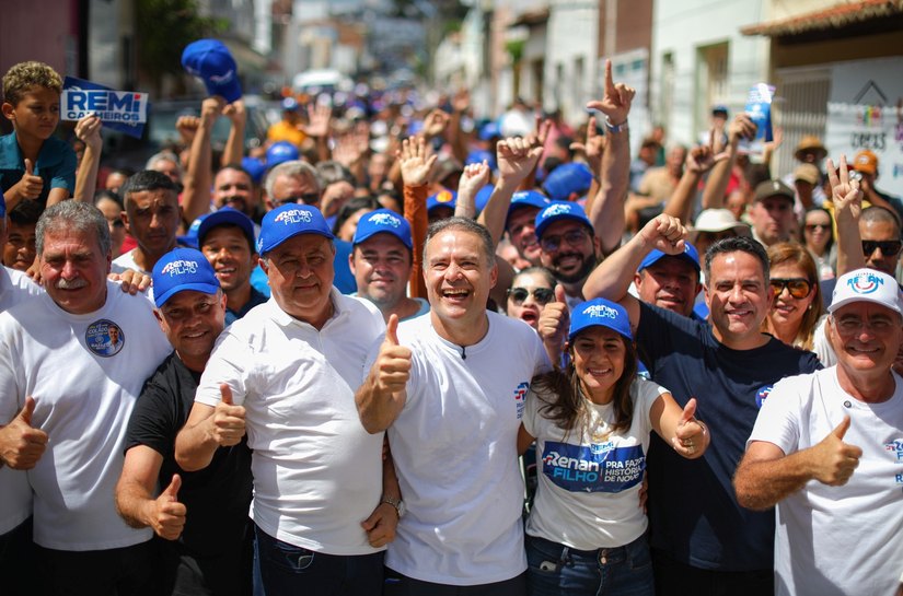 Do Litoral ao Sertão, prefeitos transformam caravana em reconhecimento ao legado de Renan Filho