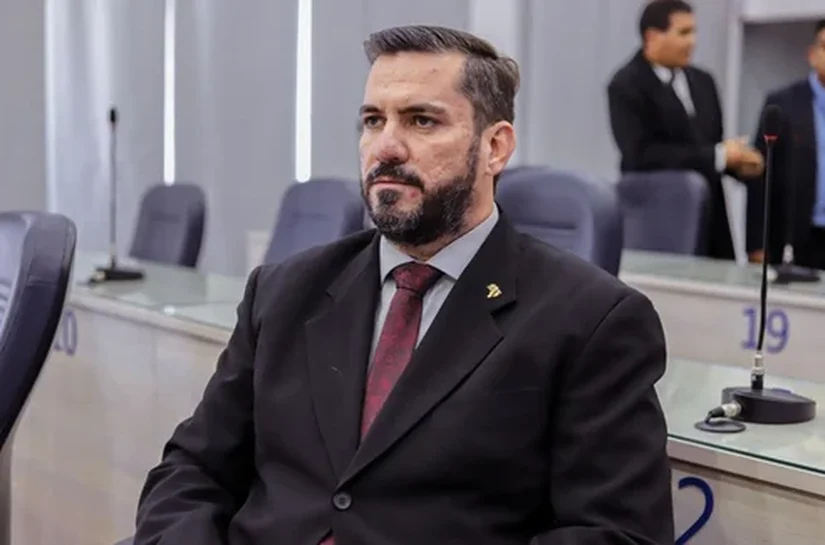 Leonardo Dias terá que devolver mais de R$ 40 mil após contas de campanha serem desaprovadas