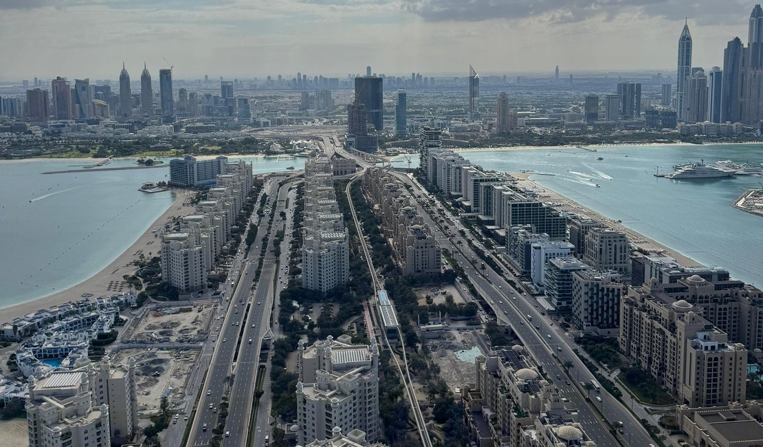 Palm Jumeirah: A famosa ilha artificial de Dubai.