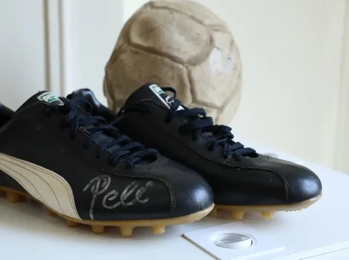 Exposição no Palácio Tiradentes celebra os 75 anos do Maracanã