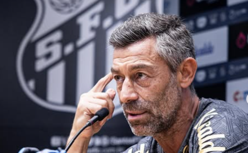 Caixinha faz cobrança por camisa 10 no Santos e Guilherme entra no coro por Neymar