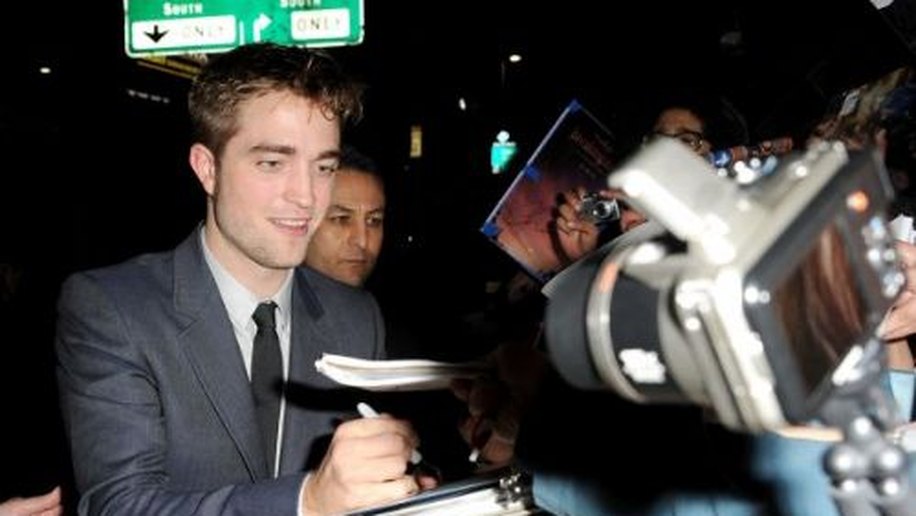 Pattinson: 'o melhor de ser ator é que não preciso ser adulto'