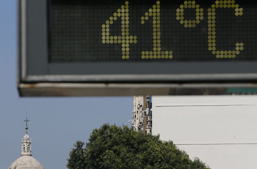 Onda de calor coloca oito estados em alerta de grande perigo