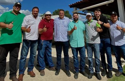 Samyr Malta participa de 4ª edição do encontro de Carro de Boi em Mata Grande 
