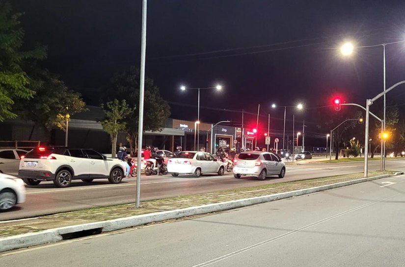 DMTT comunica que haverá tolerância para avanço de semáforo entre 23h e 5h