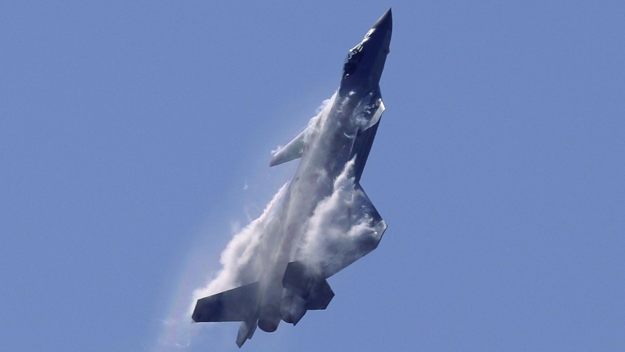 China prepara 'caça-aviões' hipersônico que redefinirá domínio aéreo no Pacífico, diz mídia
