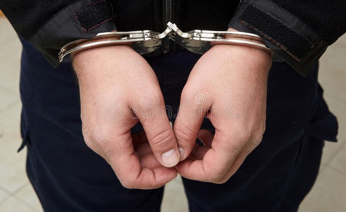 Policiais prendem acusado de tentativa de homicídio na Barra de São Miguel Policiais prendem acusado de tentativa de homicídio na Barra de São Miguel