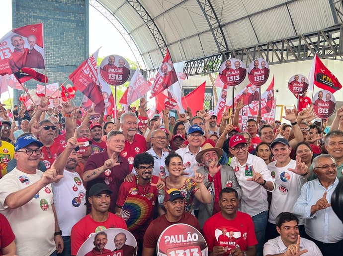 Renan Calheiros participa em Maceió do lançamento da candidatura de Paulão à Câmara Federal