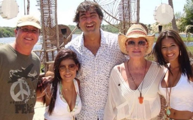 Boninho insinua volta do ‘No Limite’ em foto com Simone e Simaria