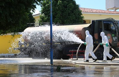 Exército atende pedido do município e inicia desinfecção das ruas de Marechal