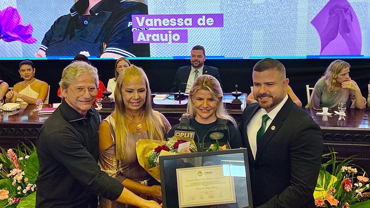 Policial civil que impediu feminicídio é homenageada na Câmara de Maceió