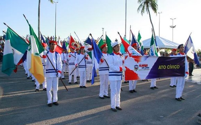 Reunião define últimos detalhes para desfile cívico de 7 de setembro