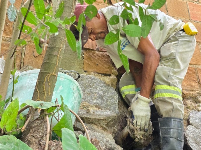 Semurb autua condomínio por ligação clandestina de esgoto no bairro São Jorge
